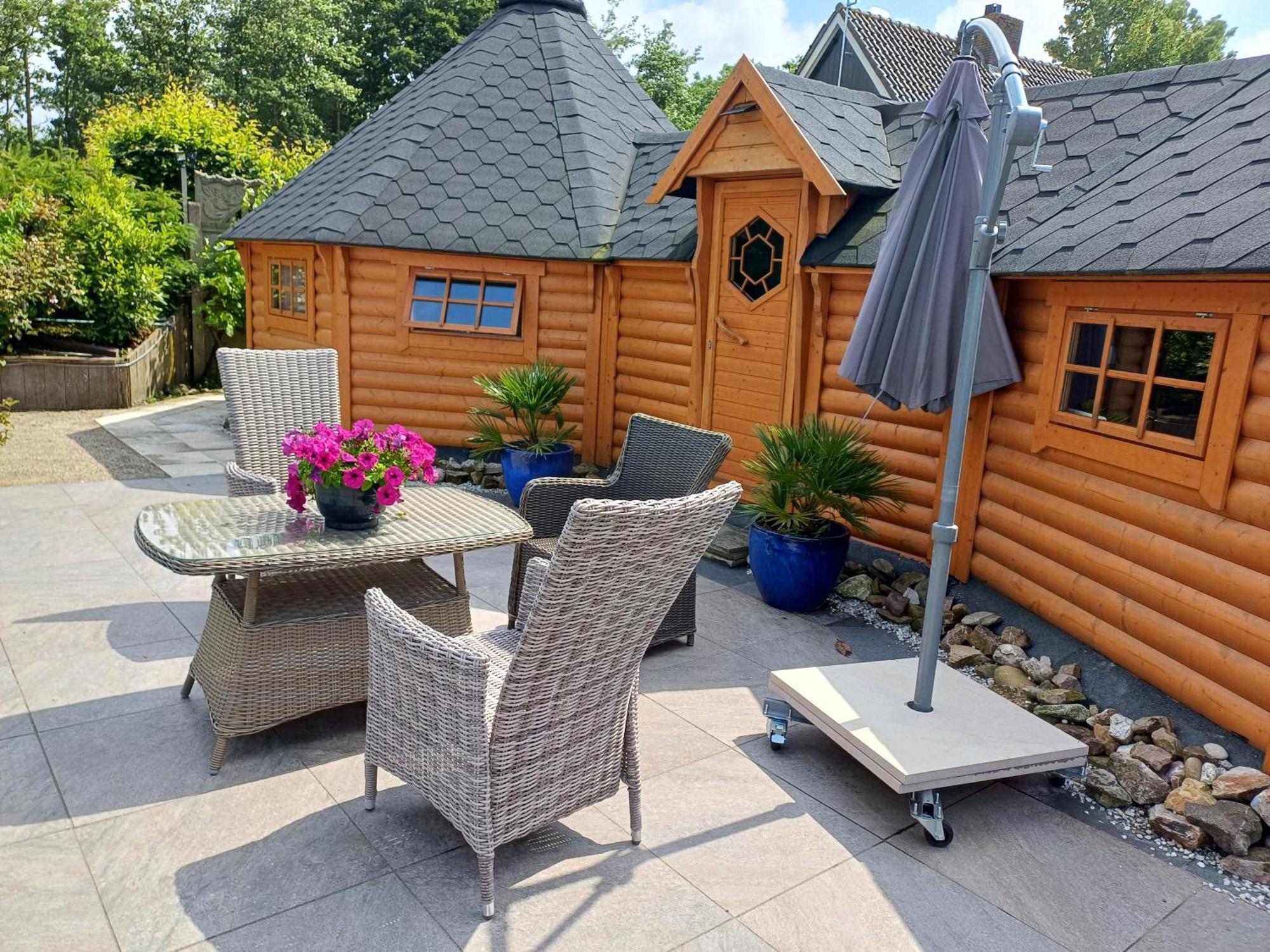 Kota Wadway Villa Spanbroek Exteriör bild
